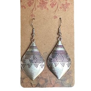 Elegant Silver Tone Dangle Earrings